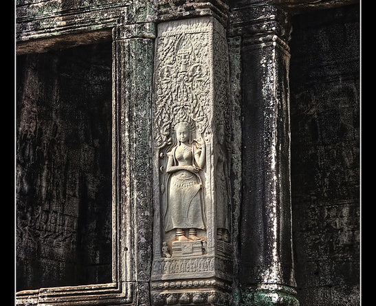 Siem Reap K - Bayon relief 01